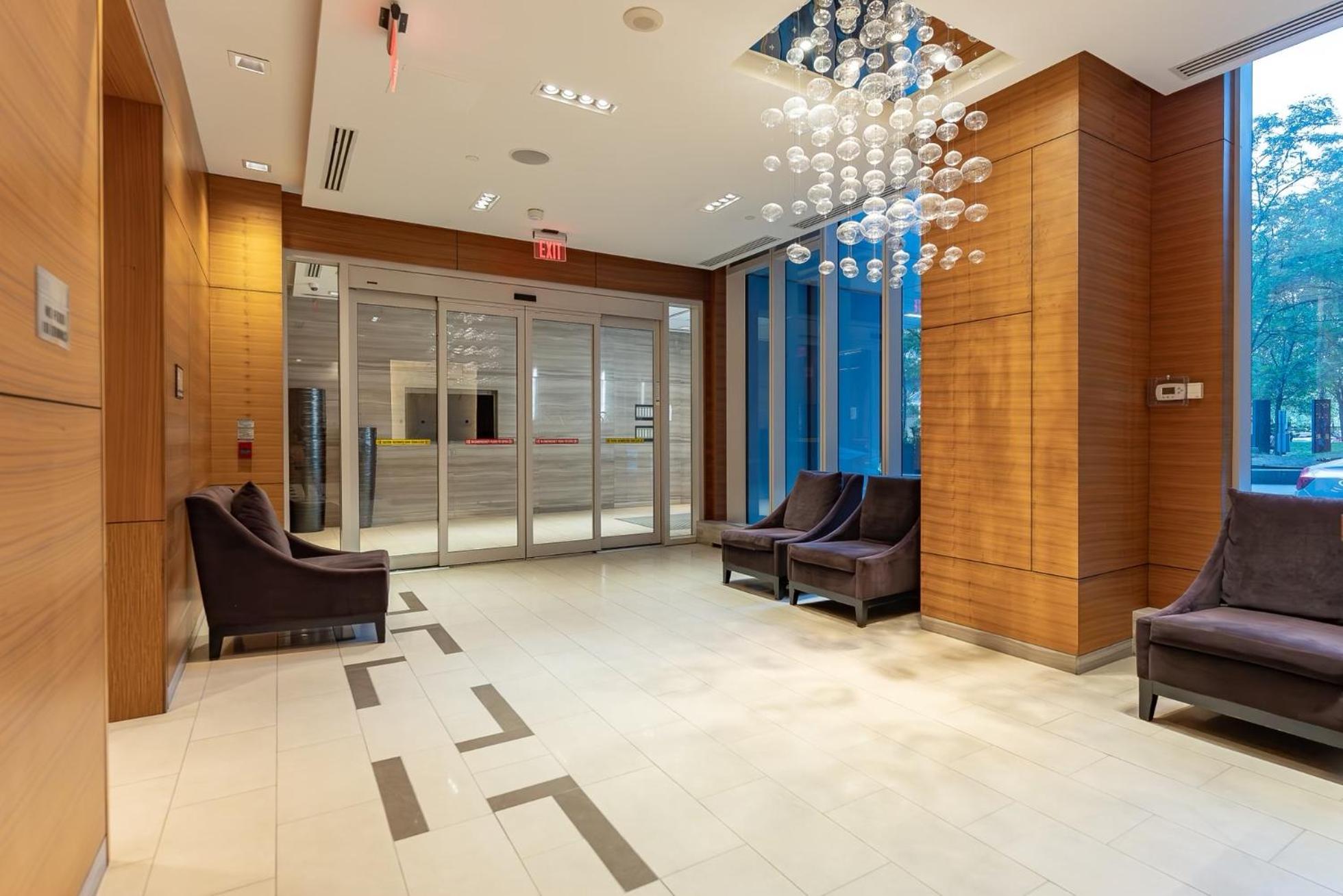 Апартаменты 2Br 2Bth Apt-Rogers Center-Cn Tower-Free Parking Торонто Экстерьер фото