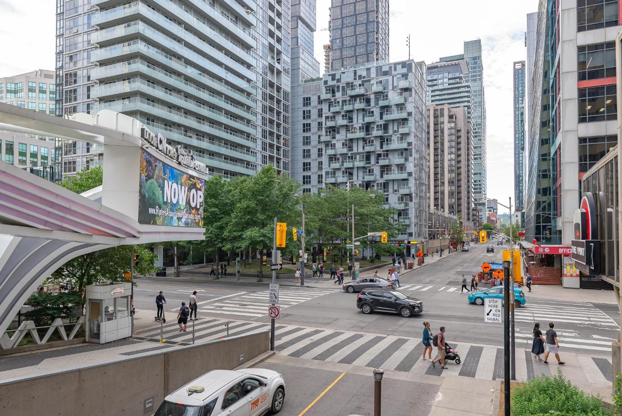 Апартаменты 2Br 2Bth Apt-Rogers Center-Cn Tower-Free Parking Торонто Экстерьер фото